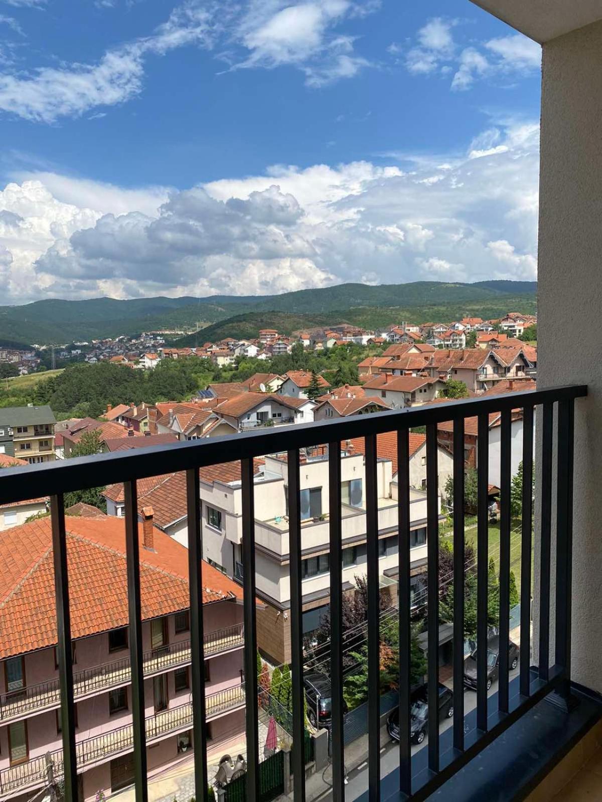 Private Apartments Prishtina Prishtine Bagian luar foto