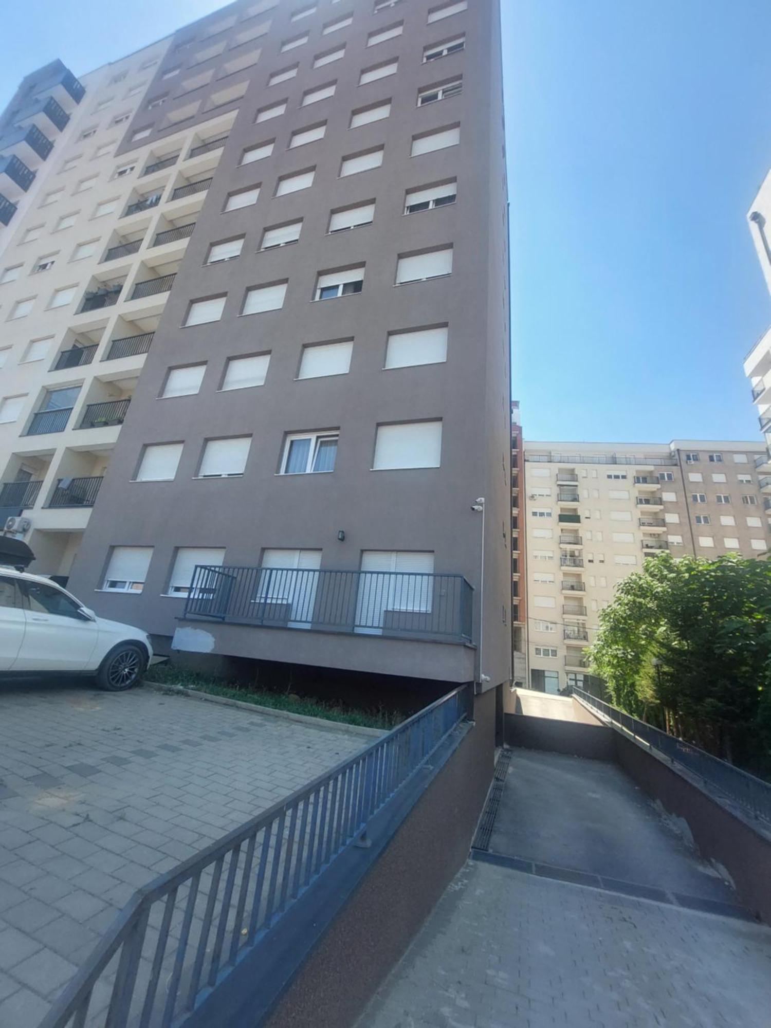 Private Apartments Prishtina Prishtine Bagian luar foto