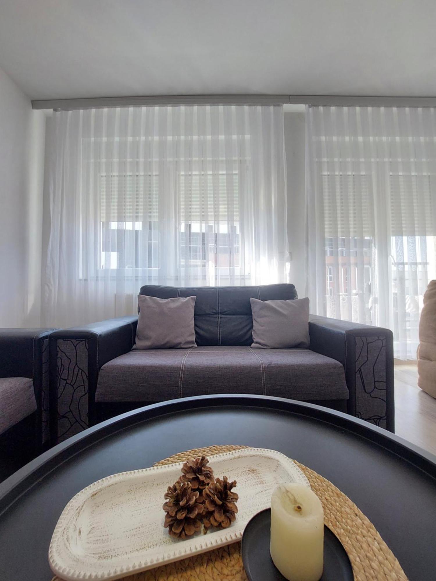 Private Apartments Prishtina Prishtine Bagian luar foto