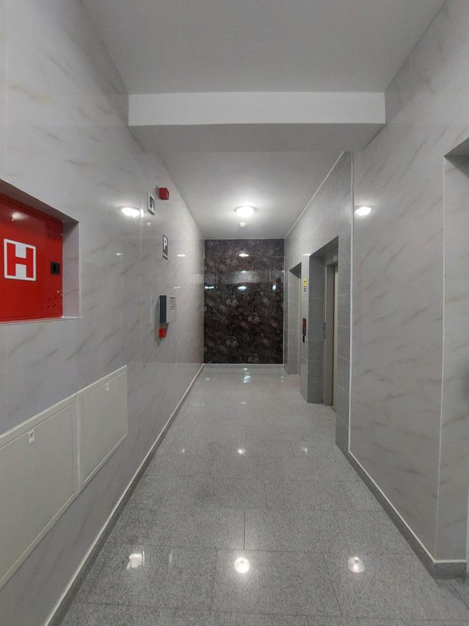 Private Apartments Prishtina Prishtine Bagian luar foto