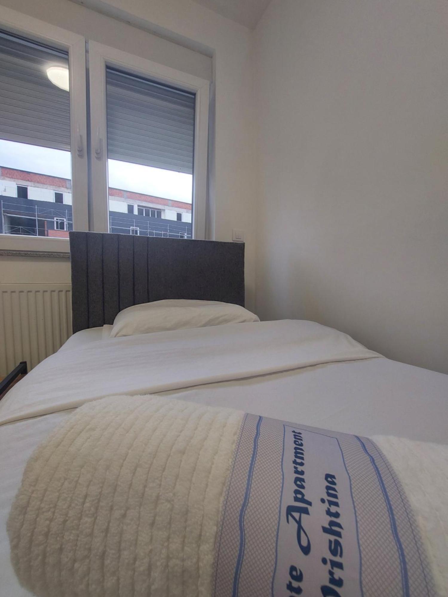 Private Apartments Prishtina Prishtine Bagian luar foto
