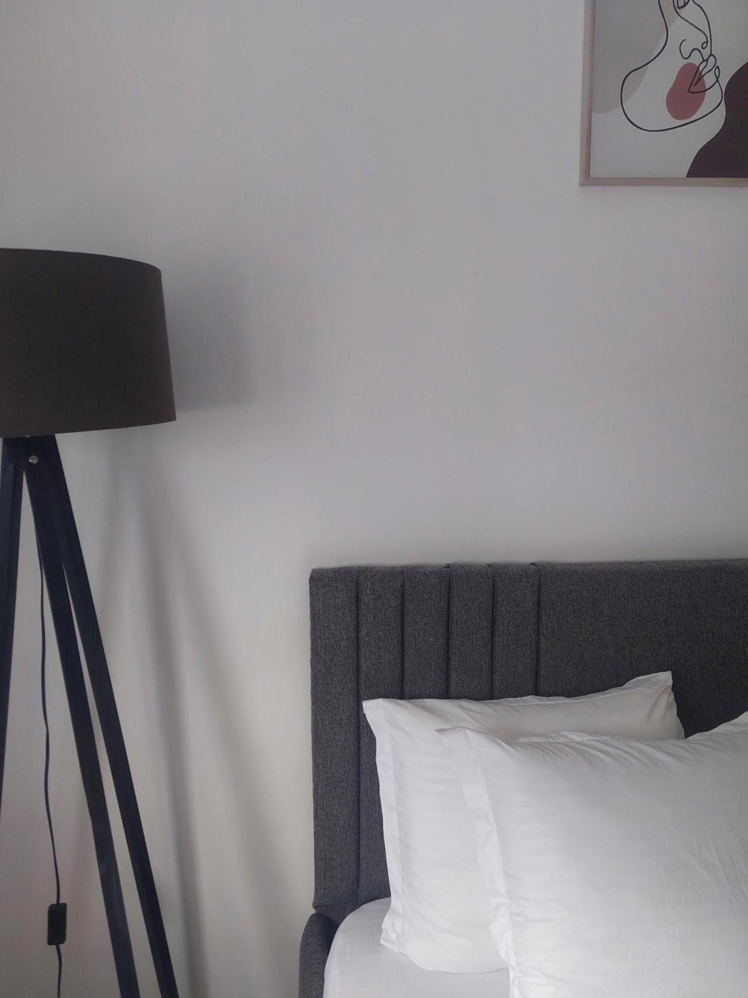 Private Apartments Prishtina Prishtine Bagian luar foto